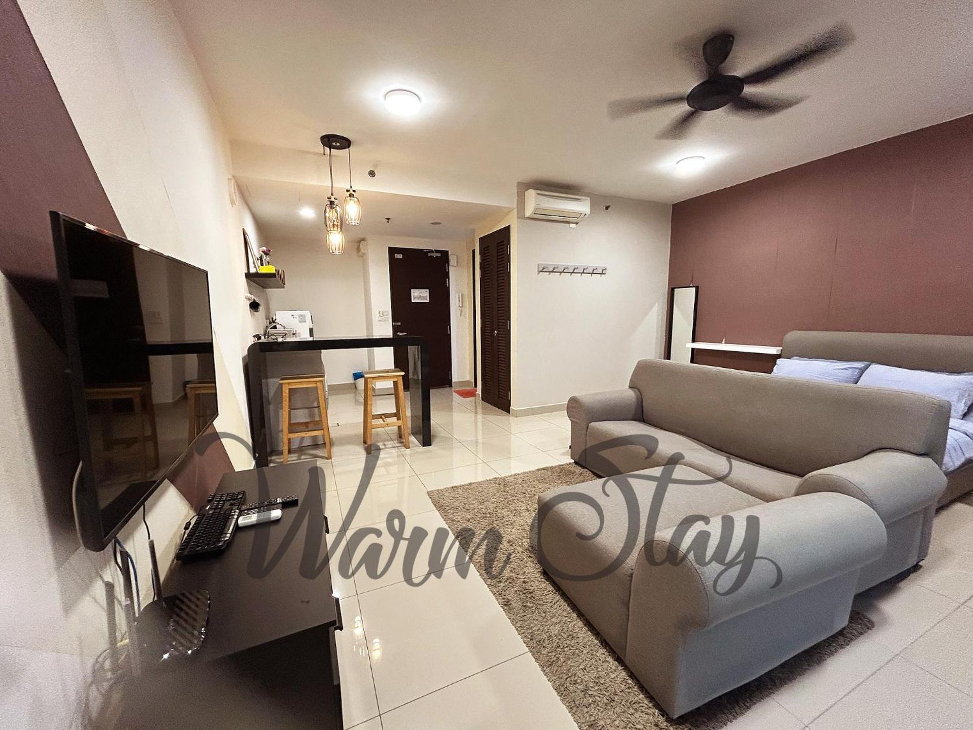 Warm Stay At Trefoil Setia Alam Exterior photo