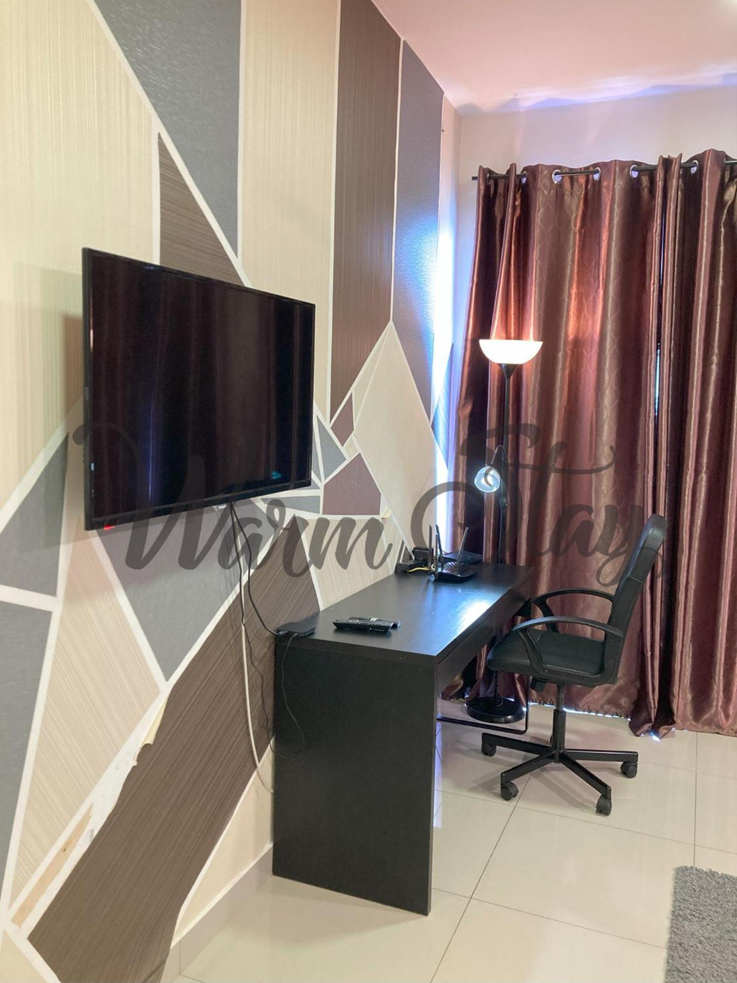 Warm Stay At Trefoil Setia Alam Exterior photo